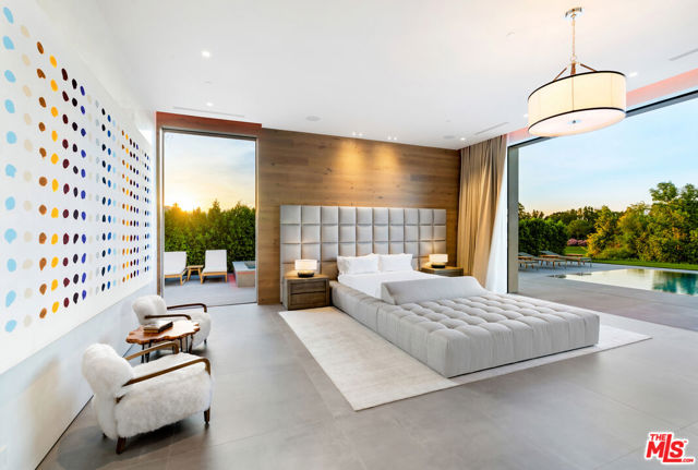 MLS #25584221 image #16