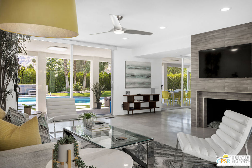 MLS #25585543PS image #0