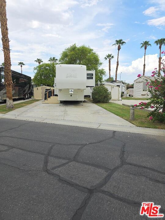 MLS #25585603 image #0