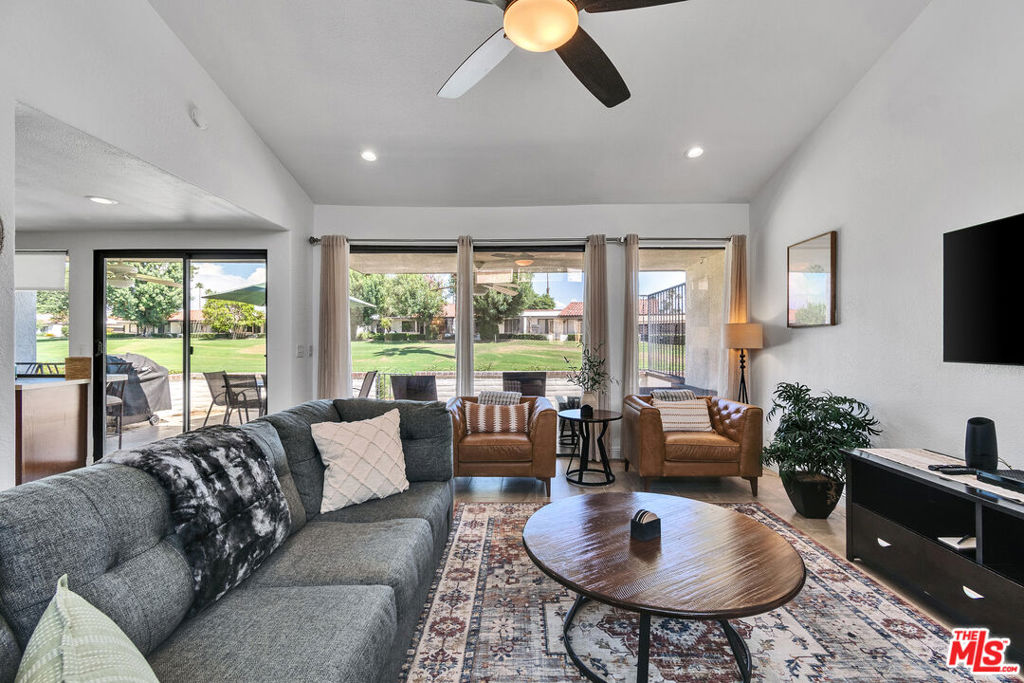 MLS #25585959 image #22