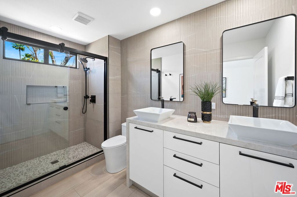 MLS #25585997 image #15