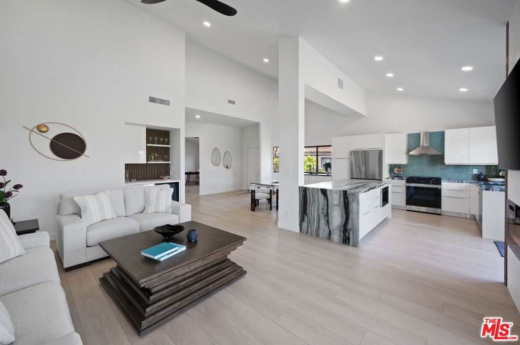 MLS #25585997 image #2