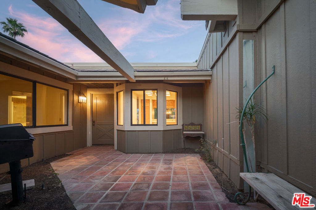 MLS #25586213 image #10