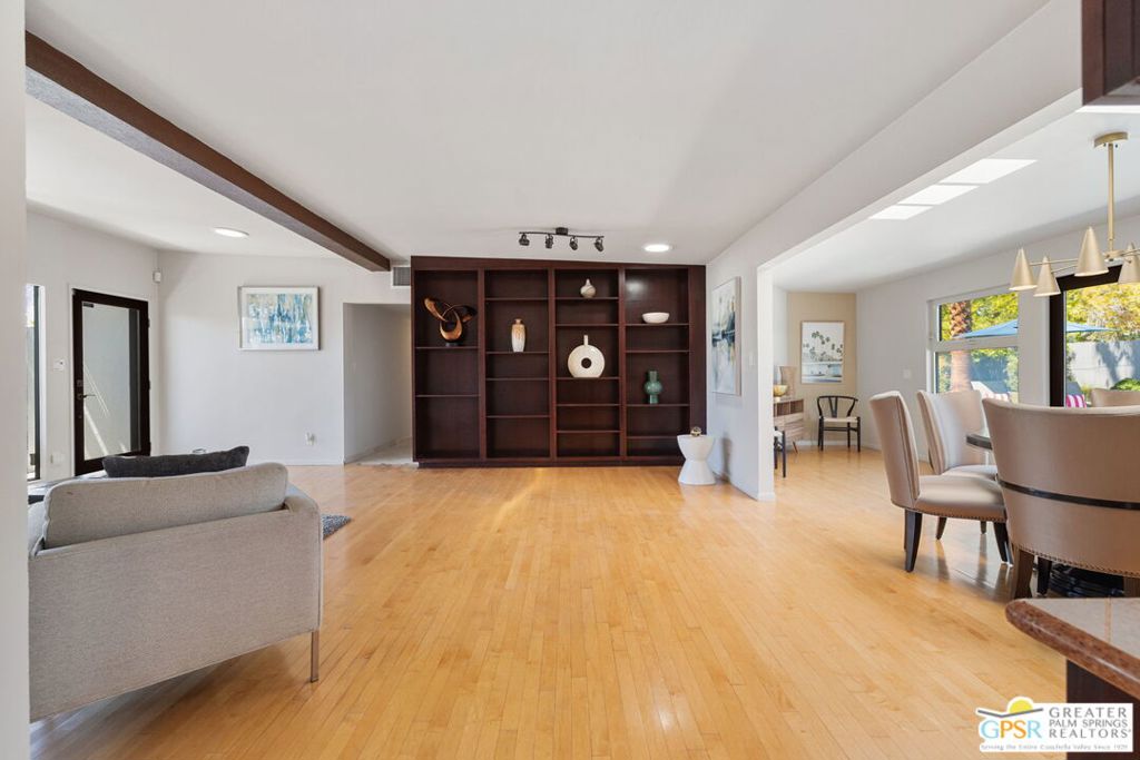 MLS #25586335PS image #17