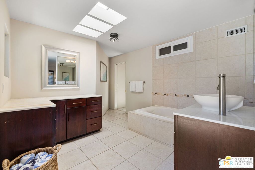 MLS #25586335PS image #41