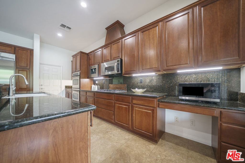 MLS #25586529 image #34