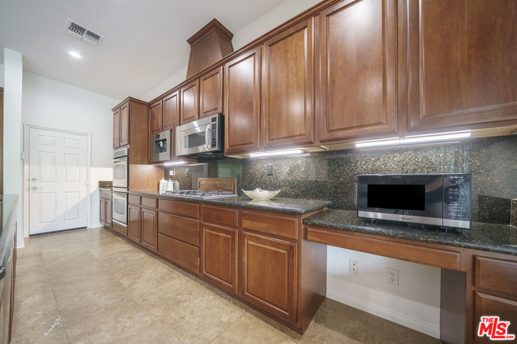 MLS #25586529 image #35