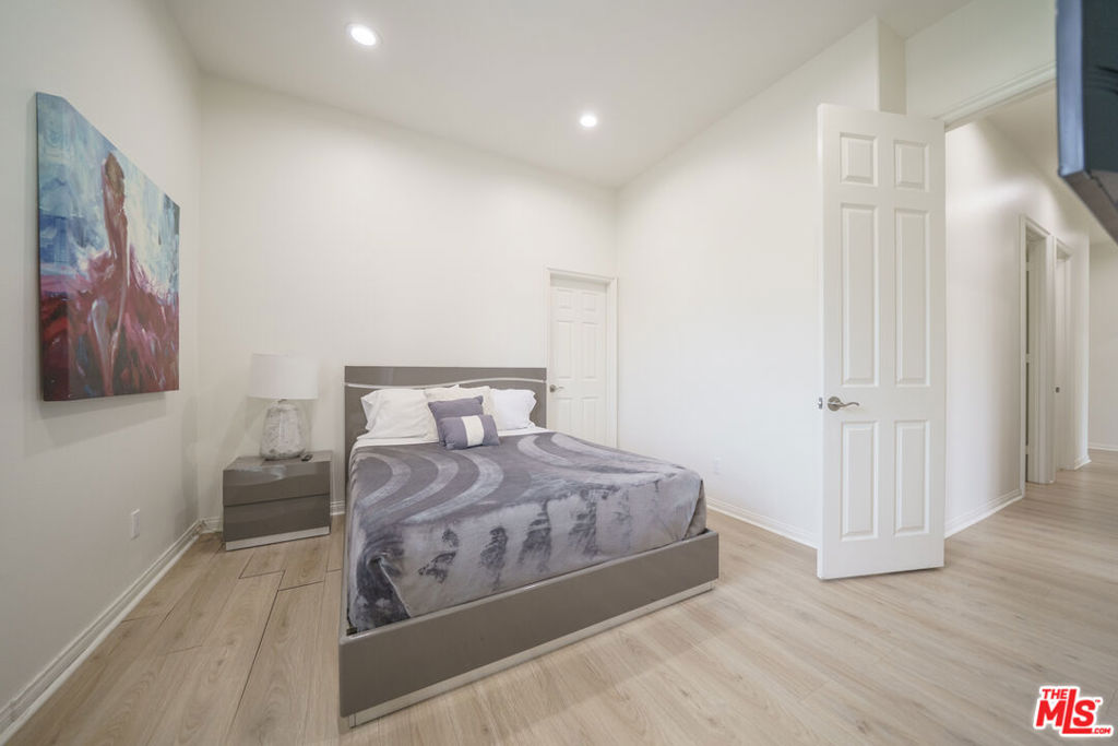 MLS #25586529 image #59