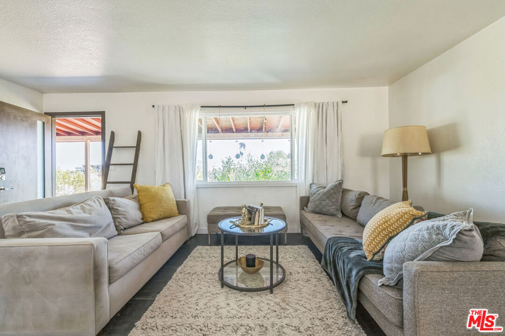 MLS #25587035 image #5