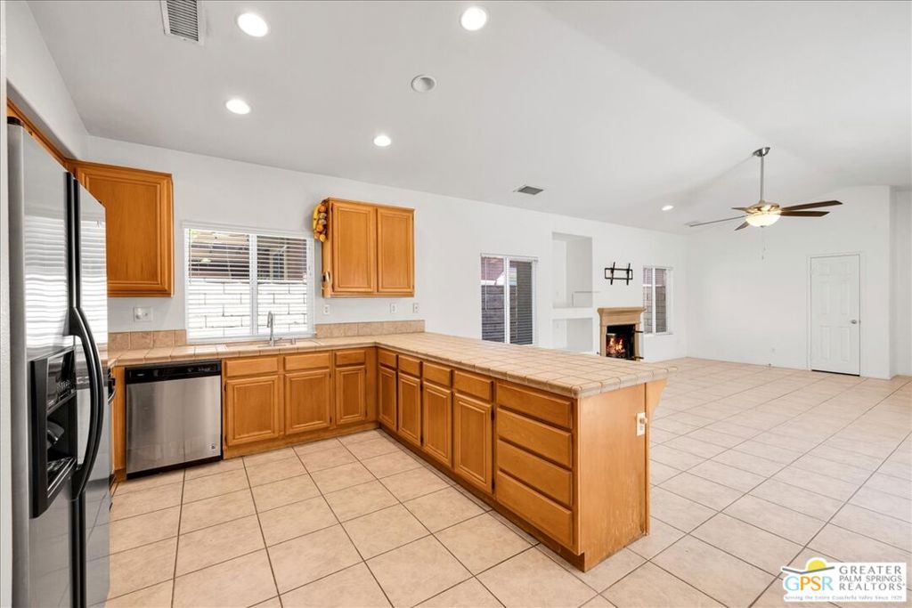 MLS #25587963PS image #11