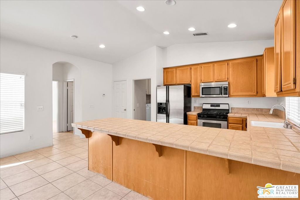 MLS #25587963PS image #9