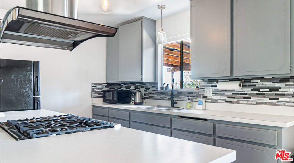 MLS #25588159 image #16