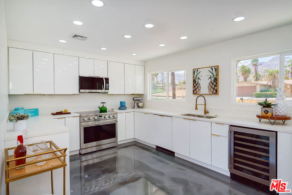 MLS #25588563 image #10