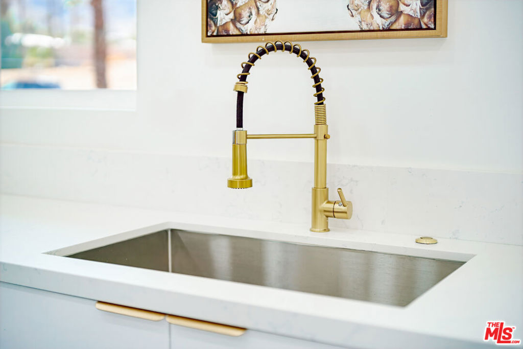 MLS #25588563 image #14