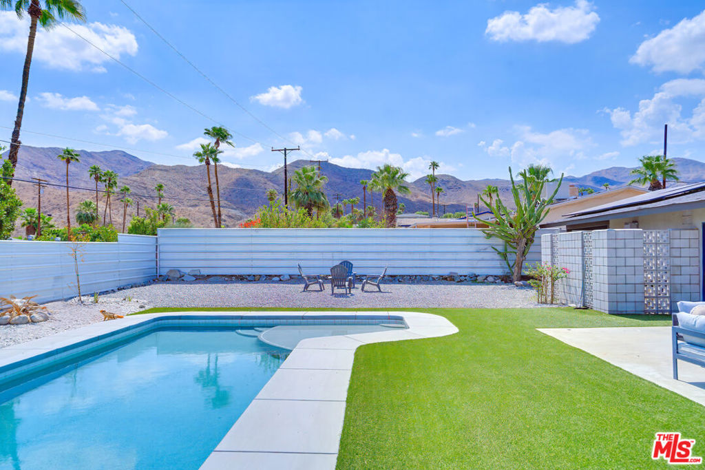 MLS #25588563 image #19