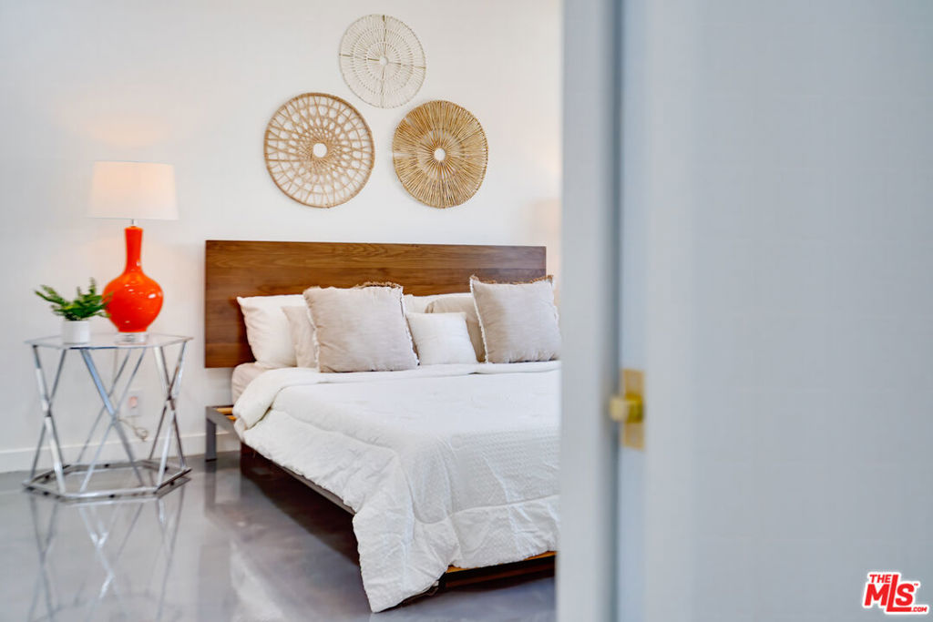 MLS #25588563 image #25