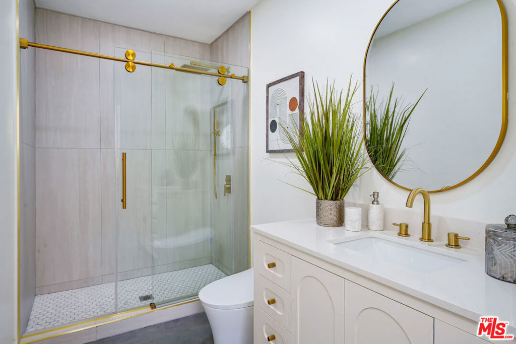 MLS #25588563 image #33