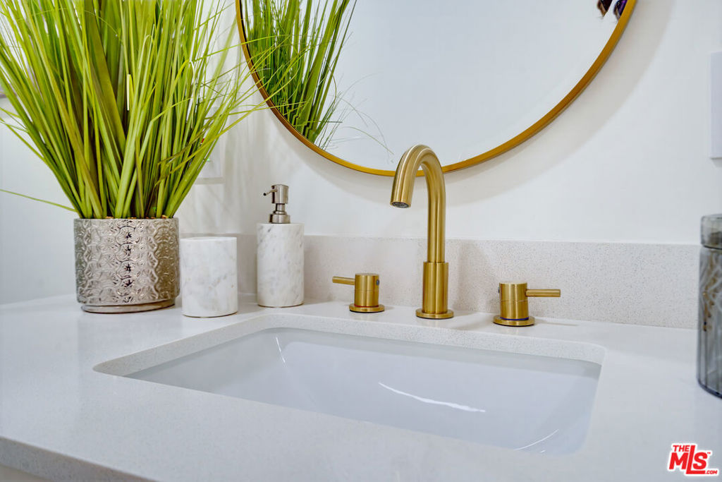 MLS #25588563 image #38