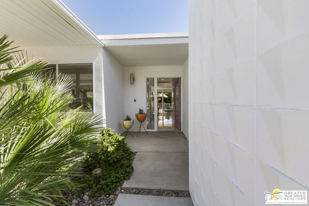 MLS #25588603PS image #4