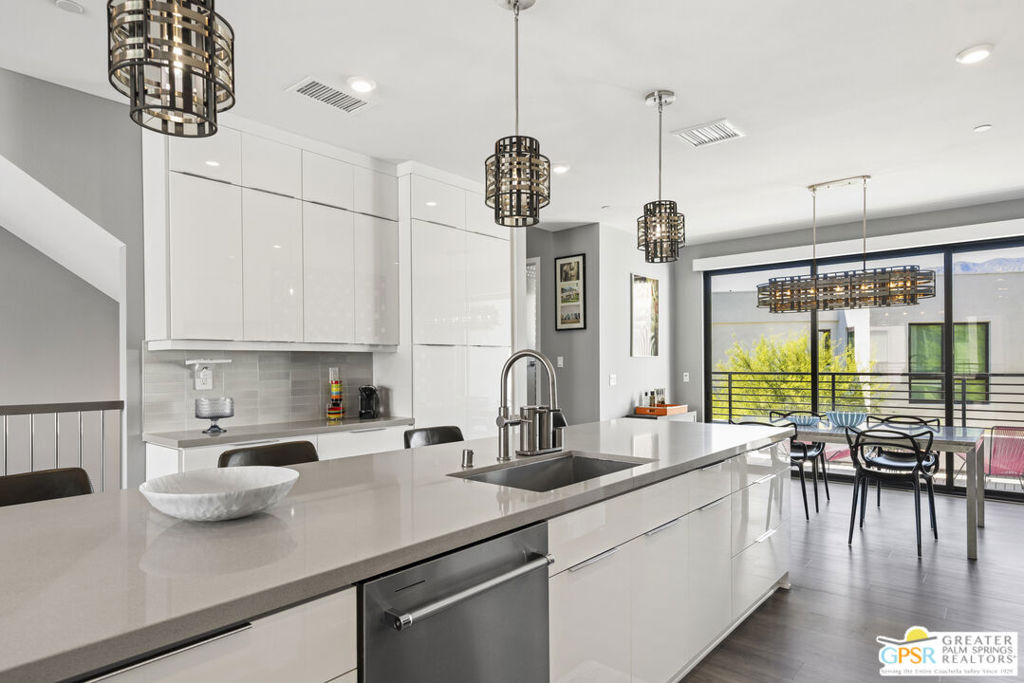 MLS #25588605PS image #16