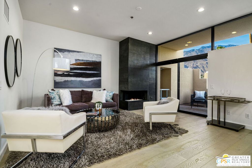 MLS #25588991PS image #0