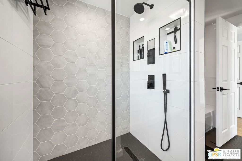 MLS #25589021PS image #29