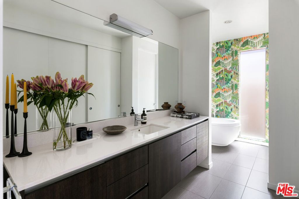 MLS #25589105 image #15