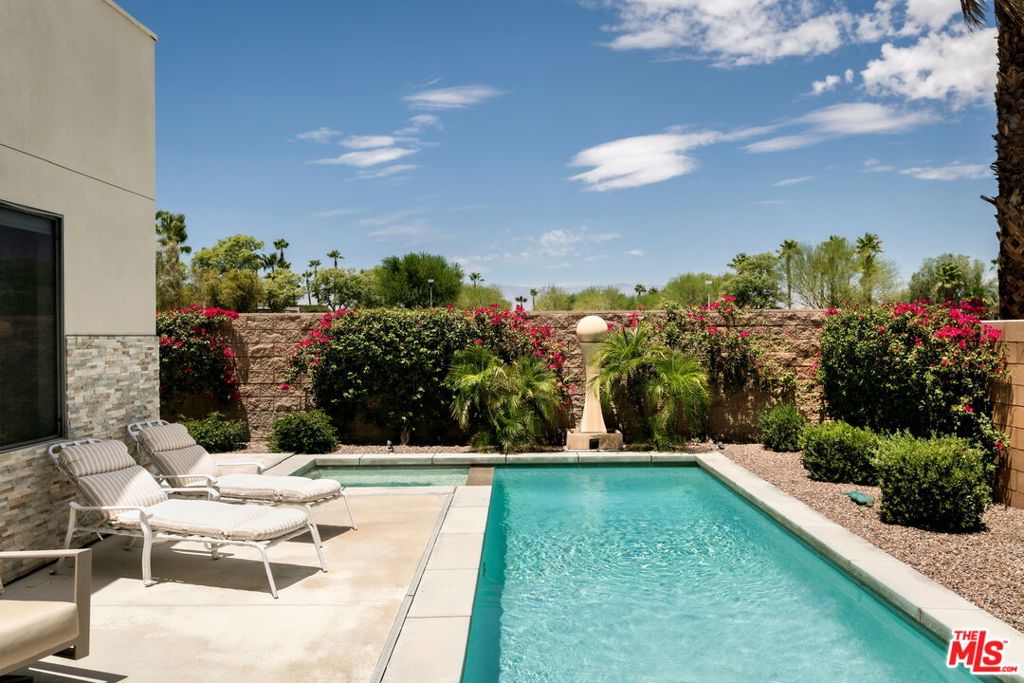 MLS #25589105 image #18