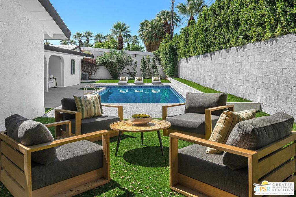 MLS #25589415PS image #25