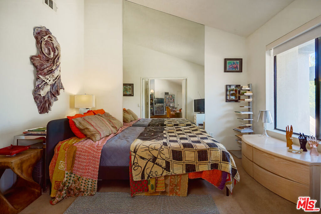 MLS #25589917 image #11