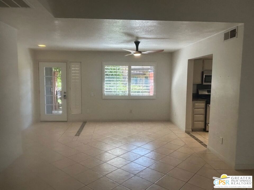 MLS #25589997PS image #5