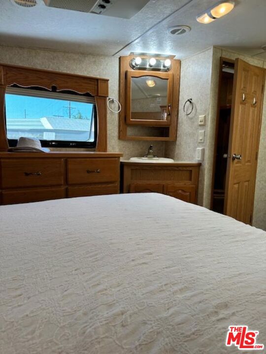 MLS #25590181 image #11