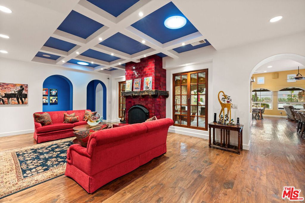 MLS #25590745 image #25