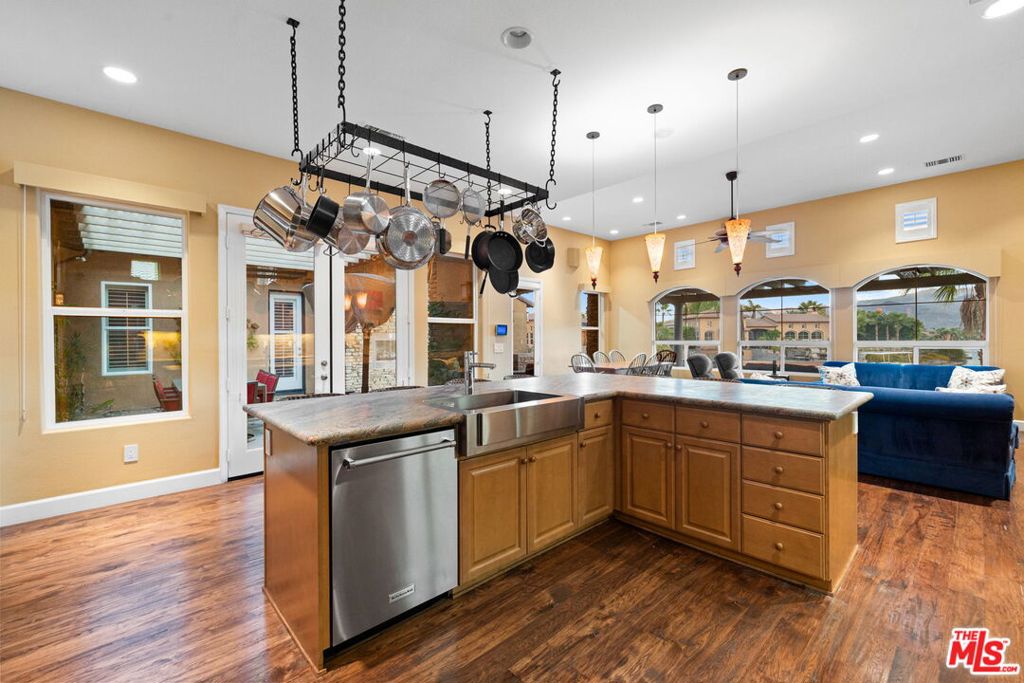 MLS #25590745 image #26