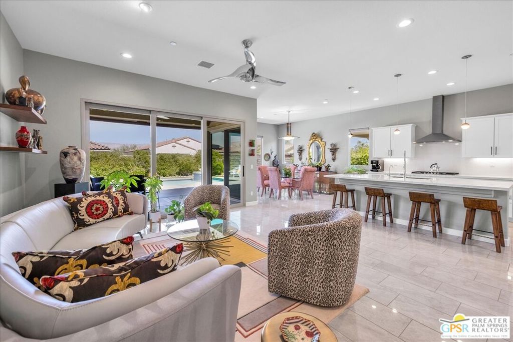 MLS #25590957PS image #1