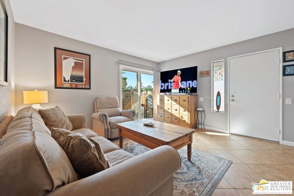 MLS #25591305PS image #1