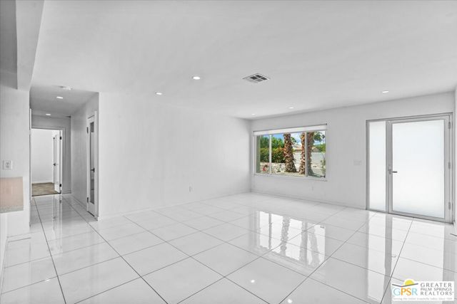 MLS #25592509PS image #11