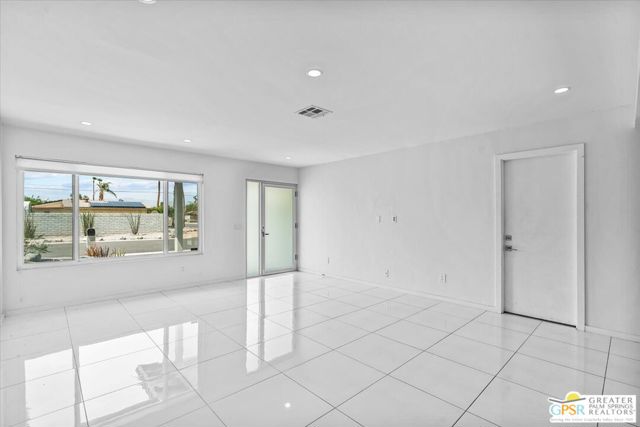 MLS #25592509PS image #9