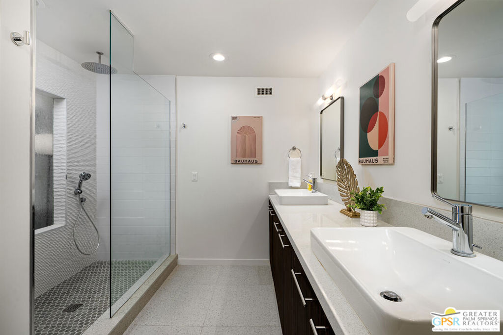 MLS #25592581PS image #20