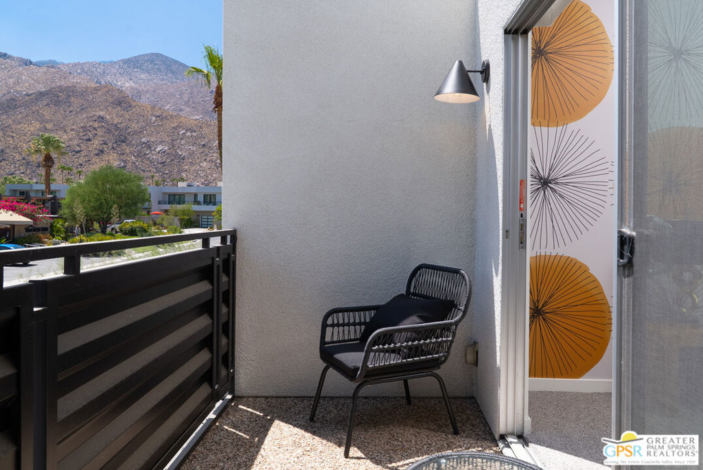 MLS #25592581PS image #25