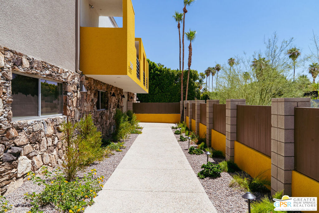 MLS #25592581PS image #32