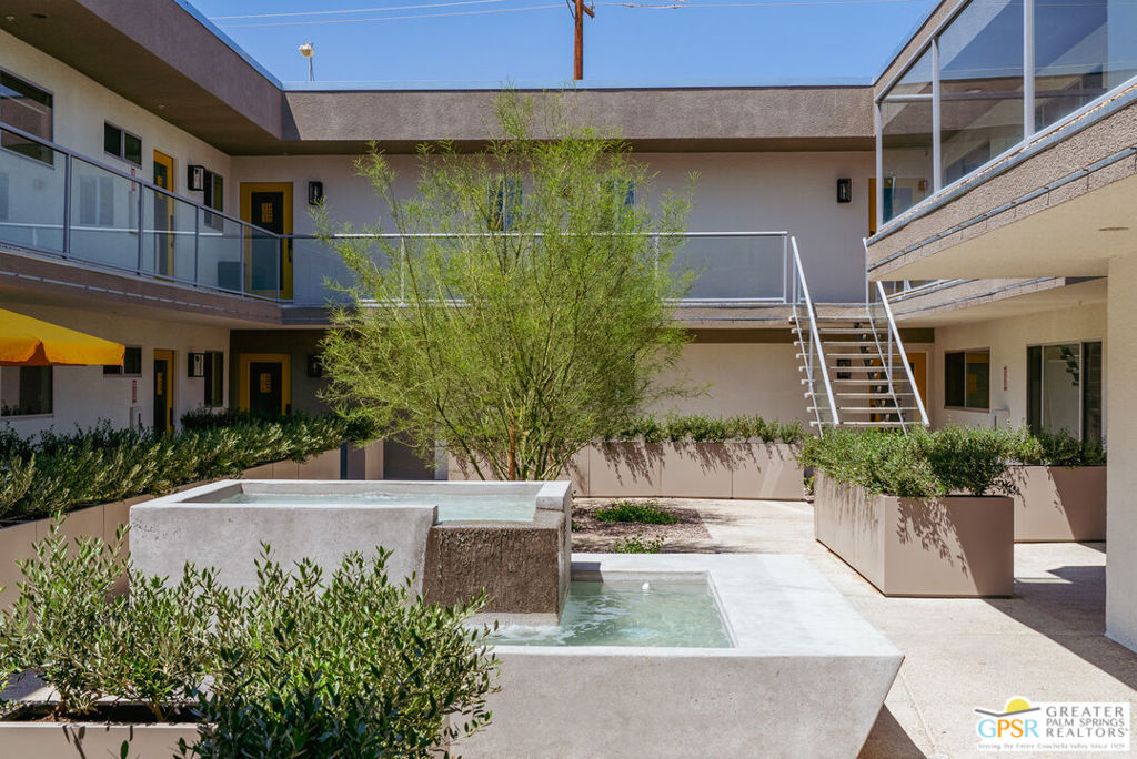 MLS #25592581PS image #42