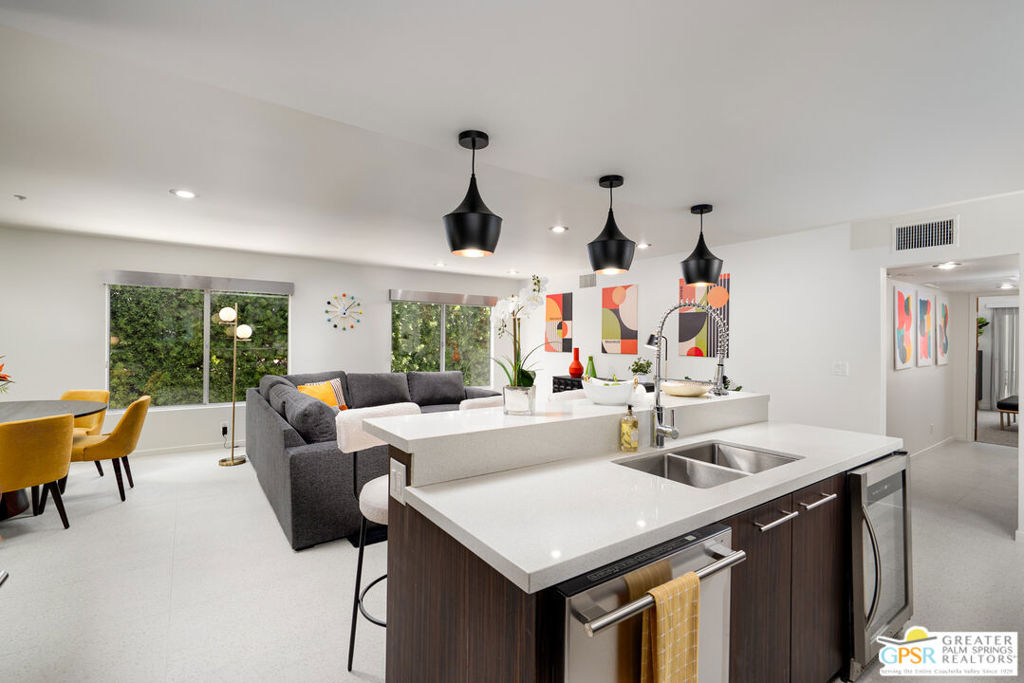 MLS #25592581PS image #9