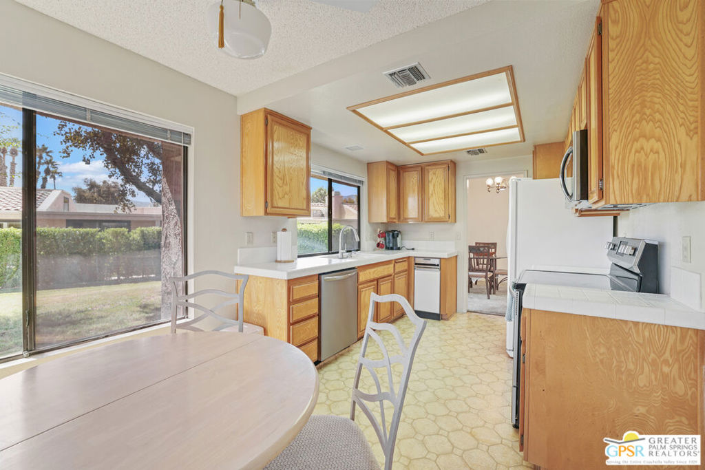 MLS #25592839PS image #10