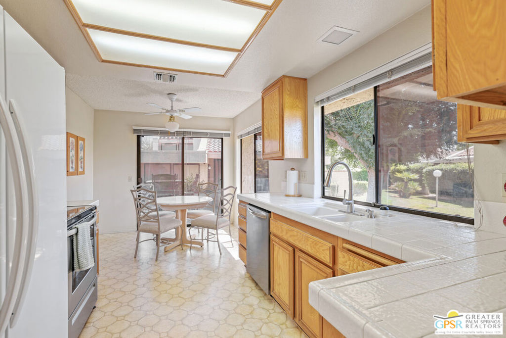 MLS #25592839PS image #9