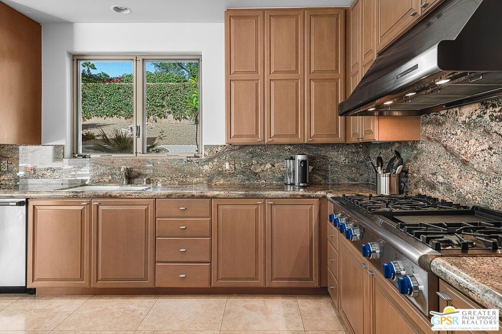 MLS #25592901PS image #22