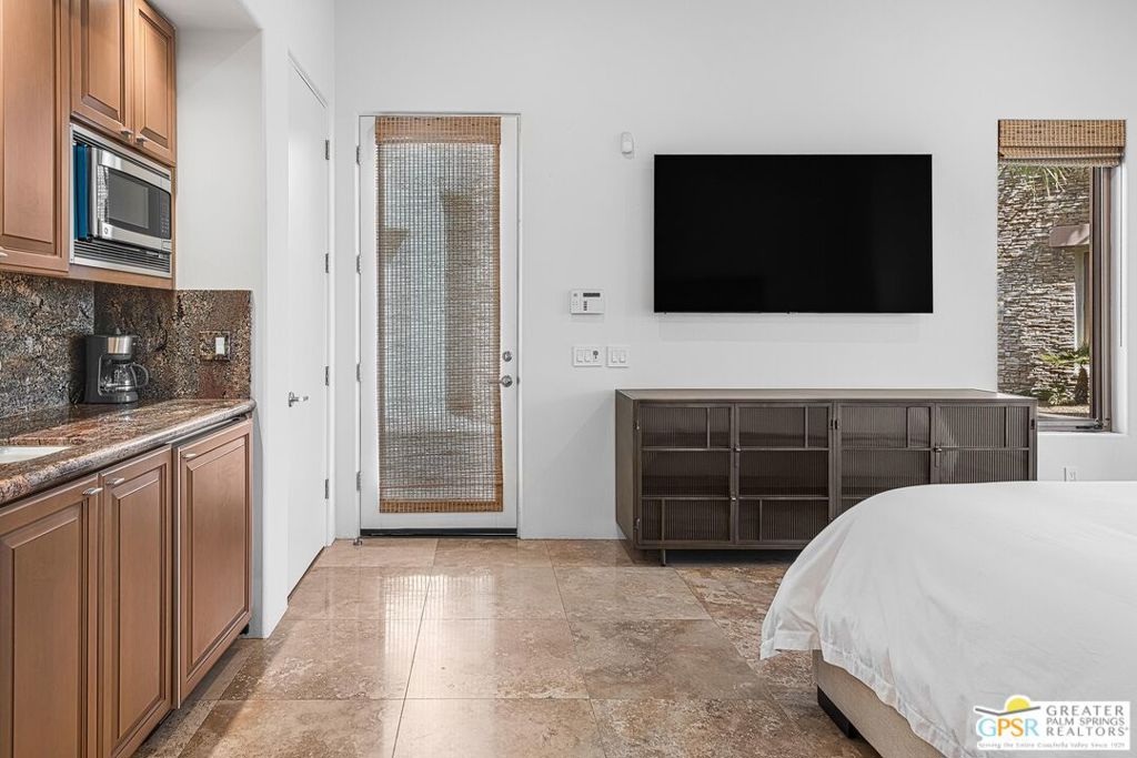 MLS #25592901PS image #33