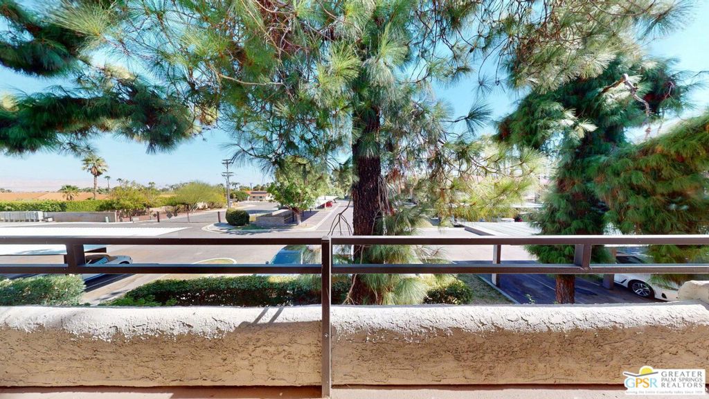 MLS #25592965PS image #2