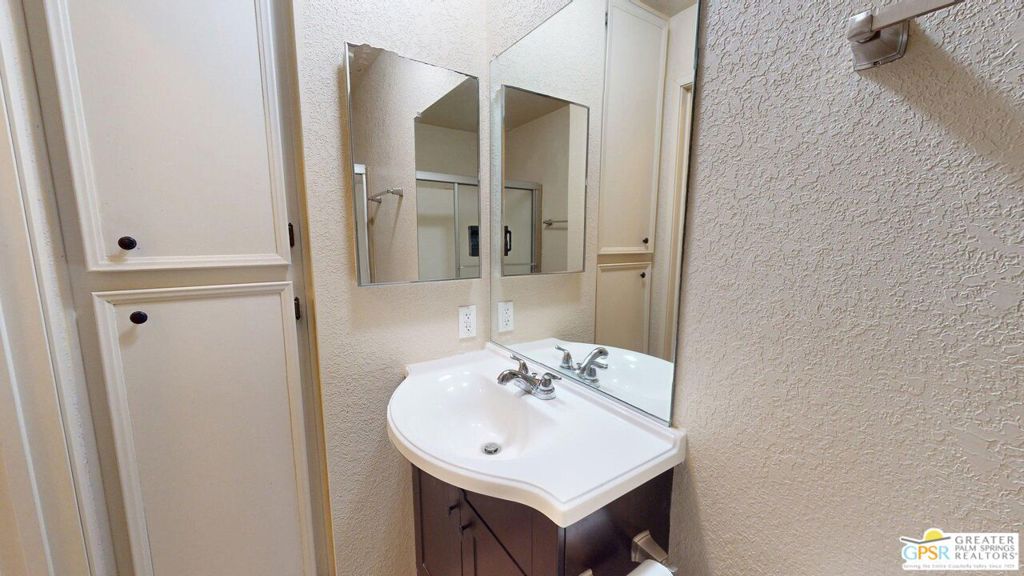 MLS #25592965PS image #21