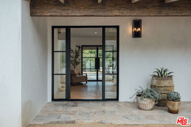 MLS #25593301 image #1